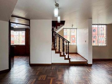 Se alquila amplio duplex en san borja