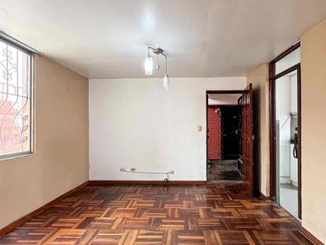 Se alquila amplio duplex en san borja