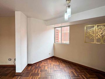 Se alquila amplio duplex en san borja