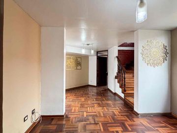 Se alquila amplio duplex en san borja