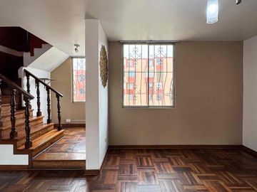 Se alquila amplio duplex en san borja