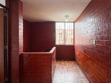 Se alquila amplio duplex en san borja