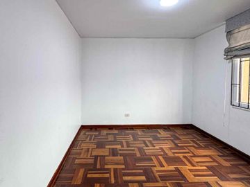 Se alquila amplio duplex en san borja