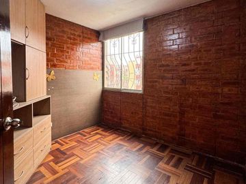 Se alquila amplio duplex en san borja