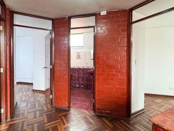 Se alquila amplio duplex en san borja