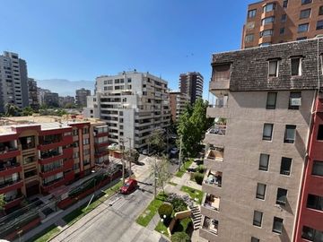 Departamento 3 dormitorios 2 baños Estac y Bod Colón 3663. Las Condes