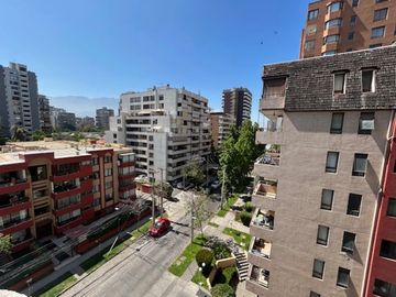Departamento 3 dormitorios 2 baños Estac y Bod Colón 3663. Las Condes