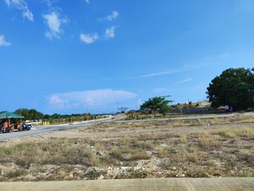 1.9M- FOR SALE RESIDENTIAL LOT w/ 120 SQM (INNER), LOCATED IN MATABUNGHAY LIAN BATANGAS