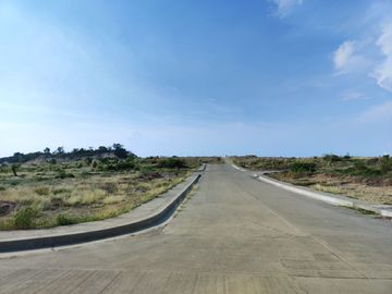 1.9M- FOR SALE RESIDENTIAL LOT w/ 120 SQM (INNER), LOCATED IN MATABUNGHAY LIAN BATANGAS