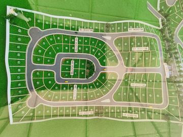 4.1M-FOR SALE RESIDENTIAL LOT w/ SEAVIEW & MOUNTAIN VIEW w/ 228 SQM, LOCATED IN BAGONG SILANG CALATAGAN