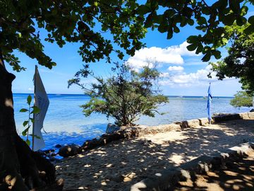 4.1M-FOR SALE RESIDENTIAL LOT w/ SEAVIEW & MOUNTAIN VIEW w/ 228 SQM, LOCATED IN BAGONG SILANG CALATAGAN