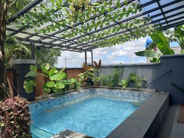 Preowned House and Lot with Pool in Filipinas Farm -EGR