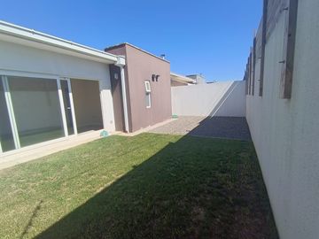 Venta Casa Mediterránea 3 dorm. en Condominio Villa Alemania