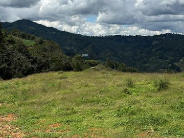 Lote Serena x 3 📍 Alto de Palmas