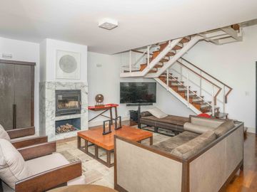 Magnífico Tríplex en venta en Puerto Madero Exclusivo con quincho vidriado y parrilla propia ÚNICO