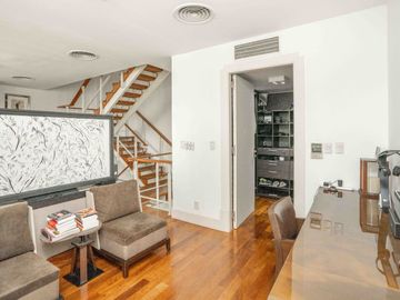 Magnífico Tríplex en venta en Puerto Madero Exclusivo con quincho vidriado y parrilla propia ÚNICO