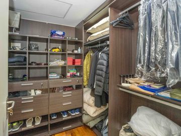 Magnífico Tríplex en venta en Puerto Madero Exclusivo con quincho vidriado y parrilla propia ÚNICO