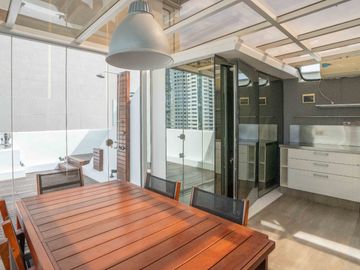 Magnífico Tríplex en venta en Puerto Madero Exclusivo con quincho vidriado y parrilla propia ÚNICO