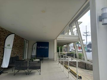 Duplex House For Sale in Tagaytay City (Eleve Homes)-MC