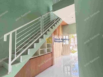 rumah dua lantai harga 1 lantai
