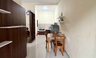 RUMAH CANTIK 2 LANTAI FULL FURNISHED DALAM KOTA UMBULHARJO