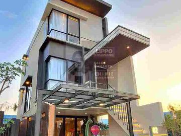 RUMAH 3 LANTAI LIPPO CIKARANG  - CLUSTER NEO TOP !!