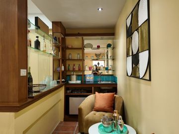 Hot Investment Opportunity – 5-Storey Townhouse with 5 Luxury Apartments | Pratumnak Hill, Pattaya