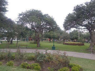 VENDO DEPARTAMENTO  EN  1er PISO CON 2 COCHERA  Y 4 DORMITORIOS EN URBANIZACION RESIDENCIAL COVIMA  DISTRITO DE LA MOLINA