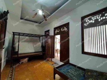Dijual Rumah Antik Luas 737 m2 ada Joglo / Pendopo sangat cocok untuk Guest House