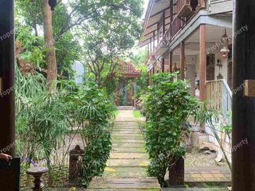 Dijual Rumah Antik Luas 737 m2 ada Joglo / Pendopo sangat cocok untuk Guest House