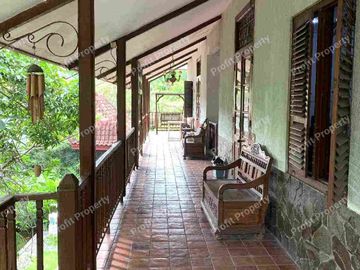 Dijual Rumah Antik Luas 737 m2 ada Joglo / Pendopo sangat cocok untuk Guest House