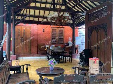 Dijual Rumah Antik Luas 737 m2 ada Joglo / Pendopo sangat cocok untuk Guest House