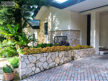 𝐅𝐮𝐥𝐥𝐲 𝐅𝐮𝐫𝐧𝐢𝐬𝐡𝐞𝐝 𝟑-𝐒𝐭𝐨𝐫𝐞𝐲 𝐃𝐮𝐩𝐥𝐞𝐱 𝐢𝐧 𝐓𝐚𝐠𝐚𝐲𝐭𝐚𝐲 𝐰𝐢𝐭𝐡 𝐉𝐚𝐜𝐮𝐳𝐳𝐢 & 𝐒𝐚𝐮𝐧𝐚 𝐅𝐨𝐫 𝐒𝐚𝐥𝐞 near Crosswind