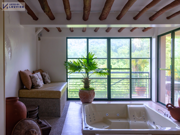 𝐅𝐮𝐥𝐥𝐲 𝐅𝐮𝐫𝐧𝐢𝐬𝐡𝐞𝐝 𝟑-𝐒𝐭𝐨𝐫𝐞𝐲 𝐃𝐮𝐩𝐥𝐞𝐱 𝐢𝐧 𝐓𝐚𝐠𝐚𝐲𝐭𝐚𝐲 𝐰𝐢𝐭𝐡 𝐉𝐚𝐜𝐮𝐳𝐳𝐢 & 𝐒𝐚𝐮𝐧𝐚 𝐅𝐨𝐫 𝐒𝐚𝐥𝐞 near Crosswind