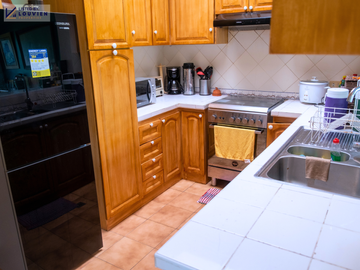 𝐅𝐮𝐥𝐥𝐲 𝐅𝐮𝐫𝐧𝐢𝐬𝐡𝐞𝐝 𝟑-𝐒𝐭𝐨𝐫𝐞𝐲 𝐃𝐮𝐩𝐥𝐞𝐱 𝐢𝐧 𝐓𝐚𝐠𝐚𝐲𝐭𝐚𝐲 𝐰𝐢𝐭𝐡 𝐉𝐚𝐜𝐮𝐳𝐳𝐢 & 𝐒𝐚𝐮𝐧𝐚 𝐅𝐨𝐫 𝐒𝐚𝐥𝐞 near Crosswind