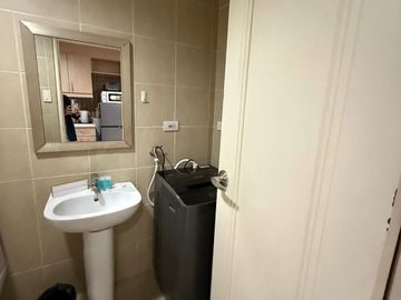 FOR SALE: Studio Unit at Mosaic Towers Makati City - ₱7M