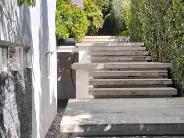 Residencial de un nivel en venta en privada exclusiva en Jurica