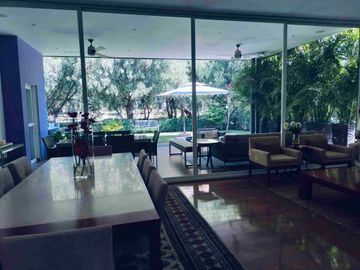 Residencial de un nivel en venta en privada exclusiva en Jurica