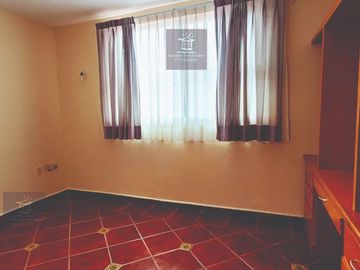 Casa en Renta Lomas de Ahuatlan con terraza