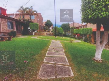 Casa en Renta Lomas de Ahuatlan con terraza