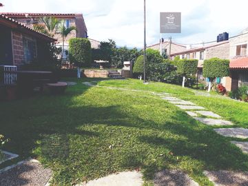 Casa en Renta Lomas de Ahuatlan con terraza