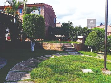 Casa en Renta Lomas de Ahuatlan con terraza