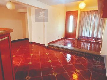 Casa en Renta Lomas de Ahuatlan con terraza