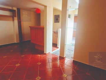 Casa en Renta Lomas de Ahuatlan con terraza