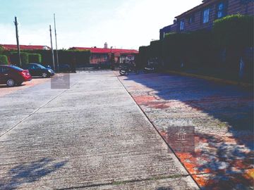 Casa en Renta Lomas de Ahuatlan con terraza