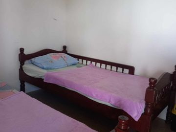 Pre-Owned House & Lot For Sale in Iruhin Tagaytay City-MC