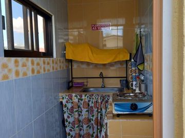 Pre-Owned House & Lot For Sale in Iruhin Tagaytay City-MC