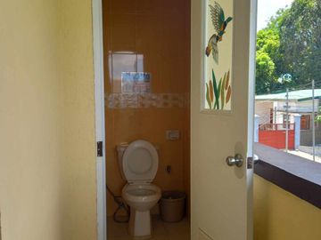 Pre-Owned House & Lot For Sale in Iruhin Tagaytay City-MC