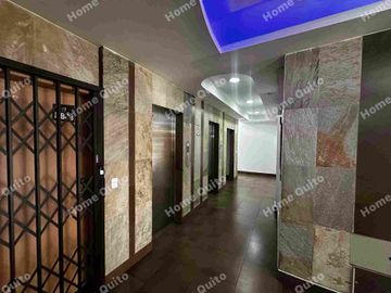 Departamento en venta en Torre San Francisco 6 de Diciembre y De Los Fresnos