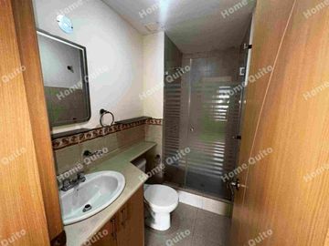 Departamento en venta en Torre San Francisco 6 de Diciembre y De Los Fresnos
